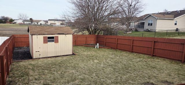 6837 Swan Lane, Schererville, IN 46375