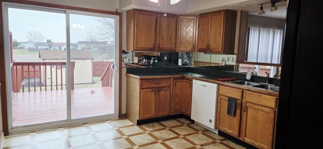 6837 Swan Lane, Schererville, IN 46375