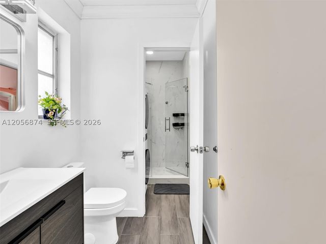 1060 92nd St 6, Bay Harbor Islands, FL 33154