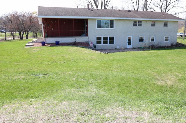 13620 Vinewood Lane N, Dayton, MN 55327