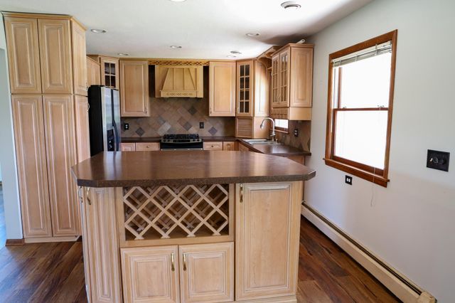 13620 Vinewood Lane N, Dayton, MN 55327