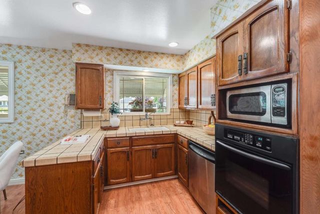 1402 Sprucewood Drive, San Jose, CA 95118