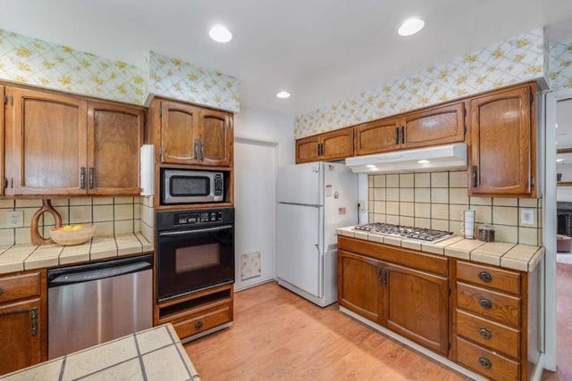 1402 Sprucewood Drive, San Jose, CA 95118
