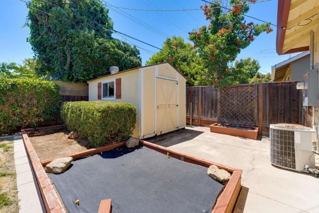 1402 Sprucewood Drive, San Jose, CA 95118