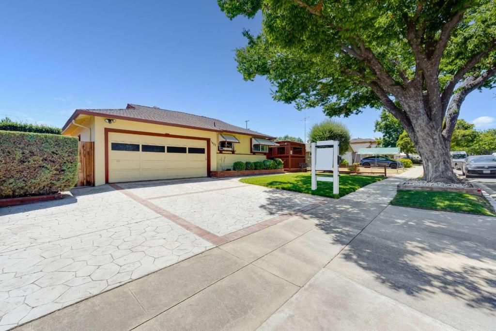 1402 Sprucewood Drive, San Jose, CA 95118