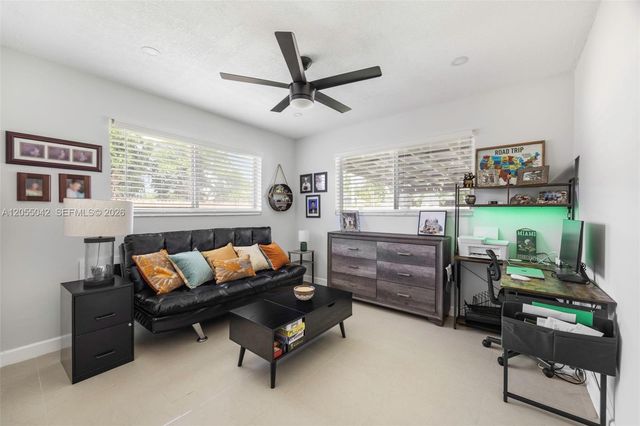18681 Belview Dr, Cutler Bay, FL 33157