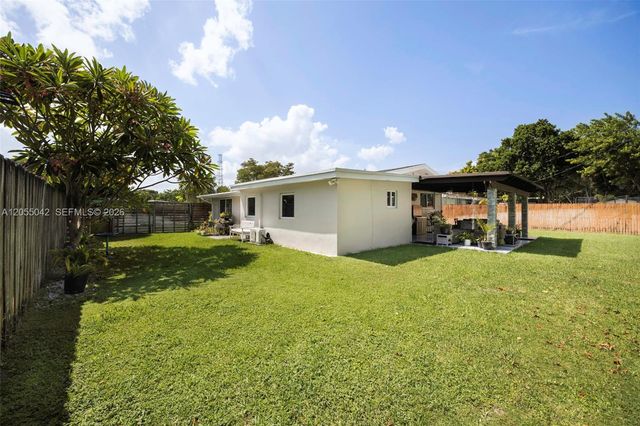18681 Belview Dr, Cutler Bay, FL 33157