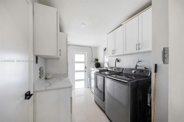 18681 Belview Dr, Cutler Bay, FL 33157