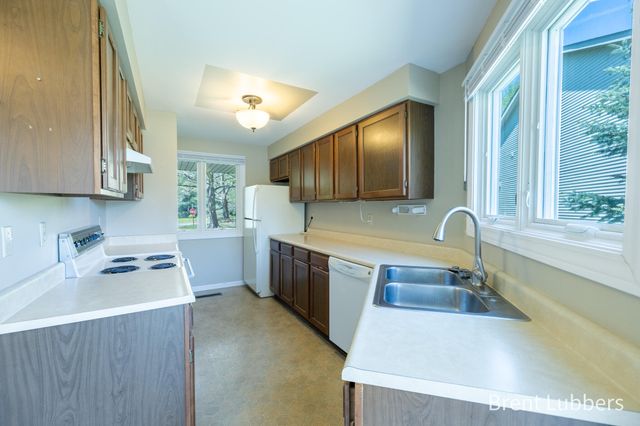 7679 Blackmar Circle, Portage City, MI 49024