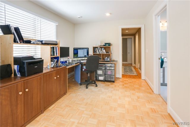 112 Walton Drive, Amherst, NY 14226