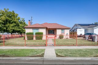 4855 E Washington Avenue, Fresno, CA 93727