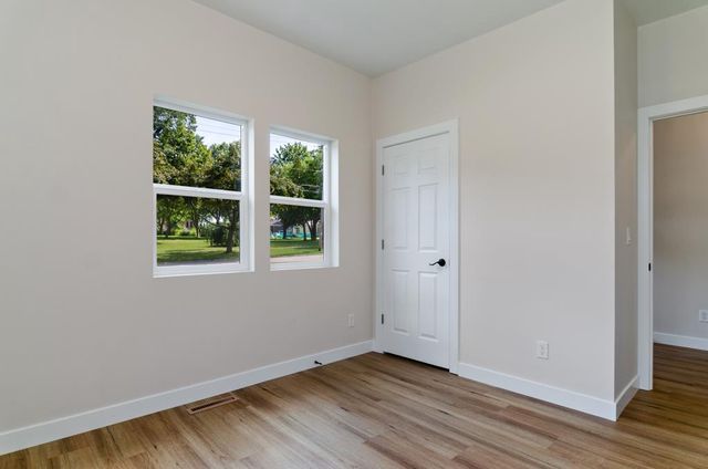 402 4TH STREET, De Pere, WI 54115