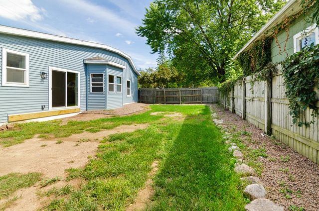 402 4TH STREET, De Pere, WI 54115