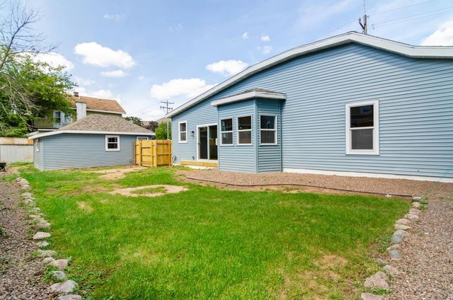 402 4TH STREET, De Pere, WI 54115