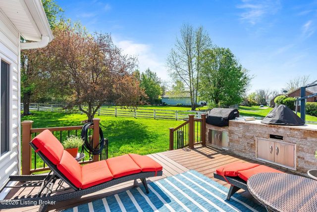 5110 Glen Cove Rd, La Grange, KY 40031