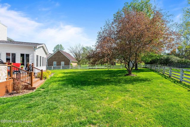5110 Glen Cove Rd, La Grange, KY 40031