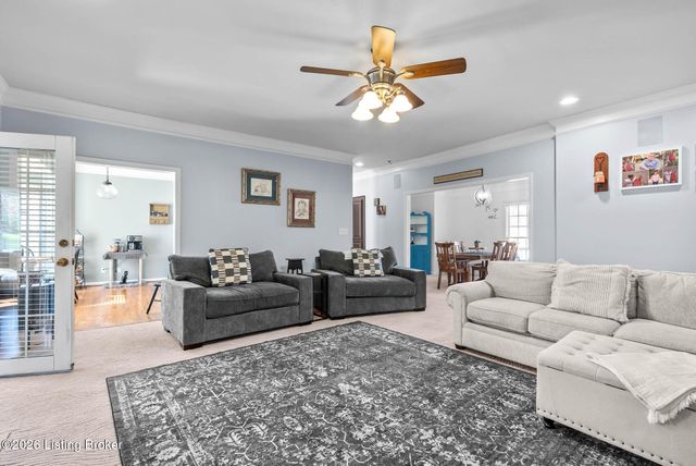 5110 Glen Cove Rd, La Grange, KY 40031