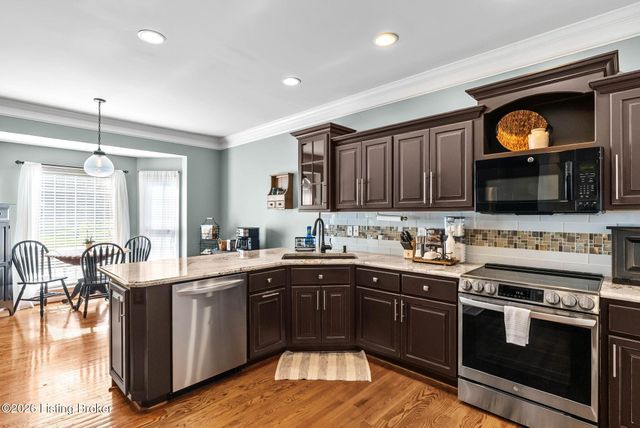5110 Glen Cove Rd, La Grange, KY 40031