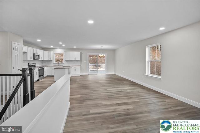 9 Country Club Road, Butler Twp, PA 17921