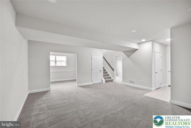 9 Country Club Road, Butler Twp, PA 17921