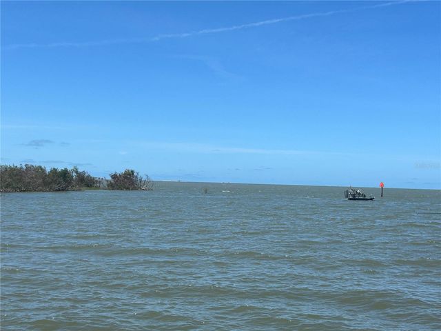 38 65TH STREET, Yankeetown, FL 34498