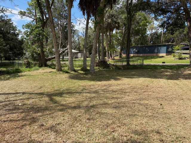 38 65TH STREET, Yankeetown, FL 34498
