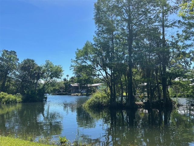 38 65TH STREET, Yankeetown, FL 34498