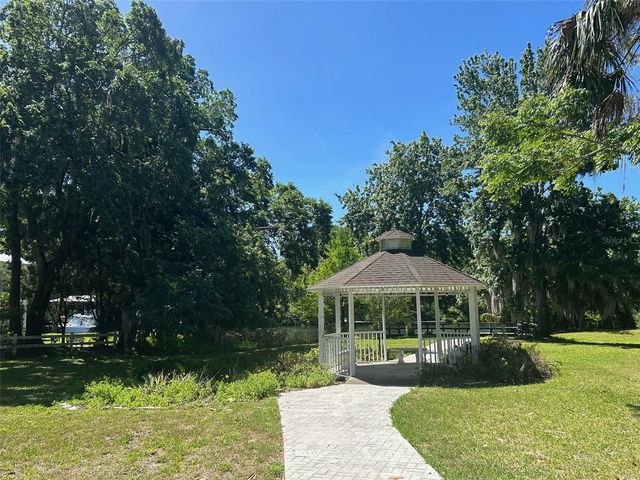 38 65TH STREET, Yankeetown, FL 34498