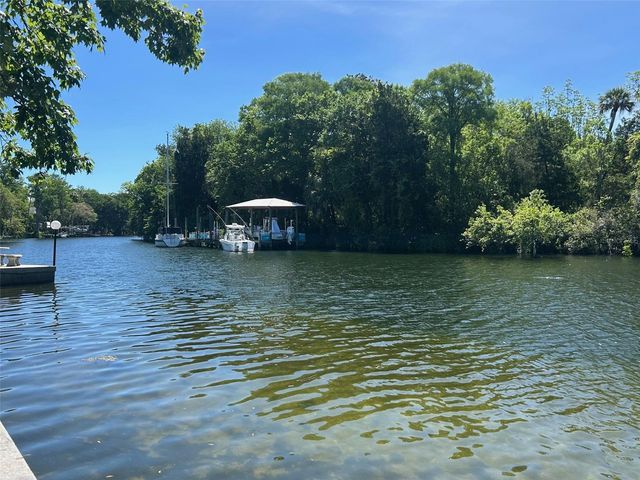 38 65TH STREET, Yankeetown, FL 34498