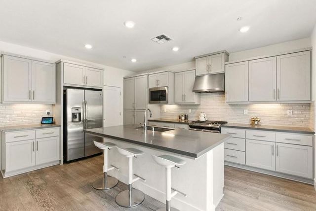 1571 Castlewood Place, Gilroy, CA 95020