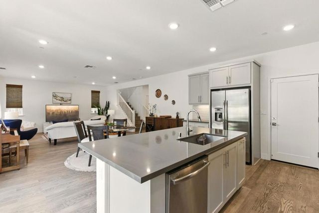 1571 Castlewood Place, Gilroy, CA 95020