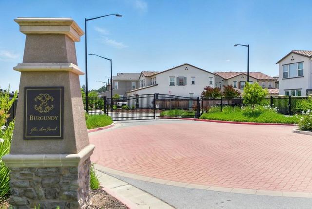 1571 Castlewood Place, Gilroy, CA 95020