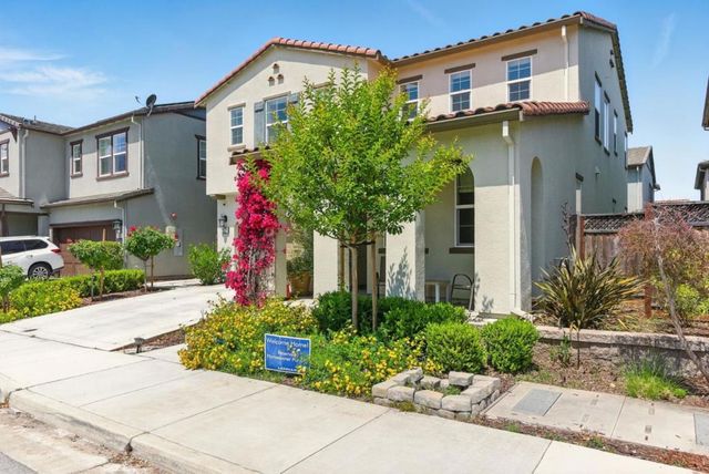 1571 Castlewood Place, Gilroy, CA 95020