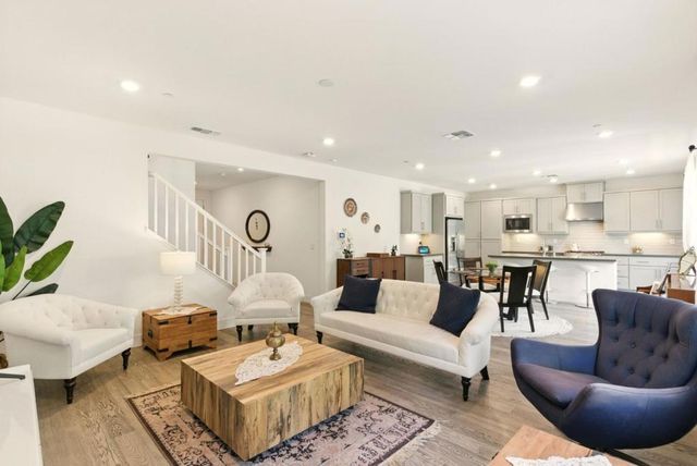 1571 Castlewood Place, Gilroy, CA 95020