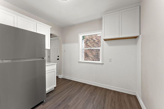 1077 Blair Avenue, Saint Paul, MN 55104