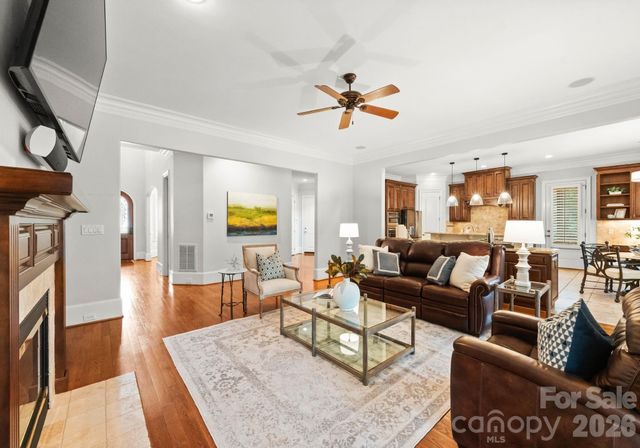 6708 Larrisa Court, Charlotte, NC 28226