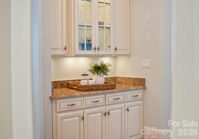 6708 Larrisa Court, Charlotte, NC 28226