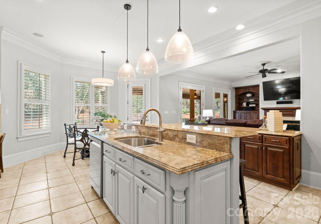 6708 Larrisa Court, Charlotte, NC 28226