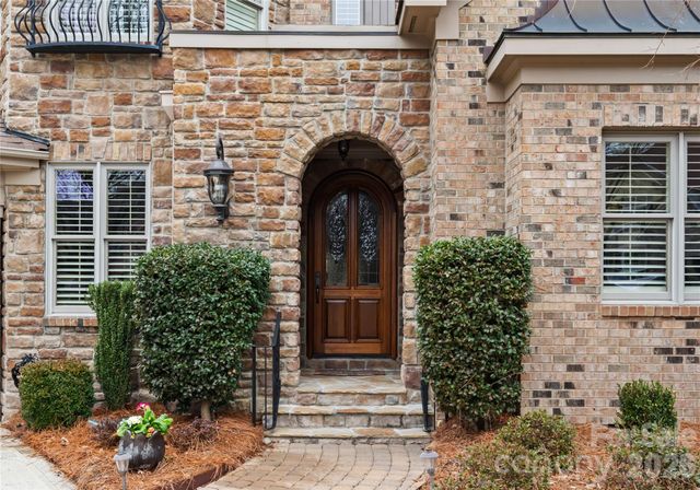 6708 Larrisa Court, Charlotte, NC 28226