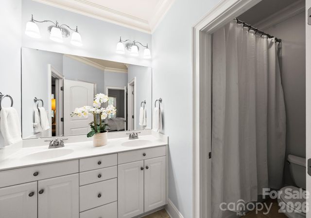 6708 Larrisa Court, Charlotte, NC 28226