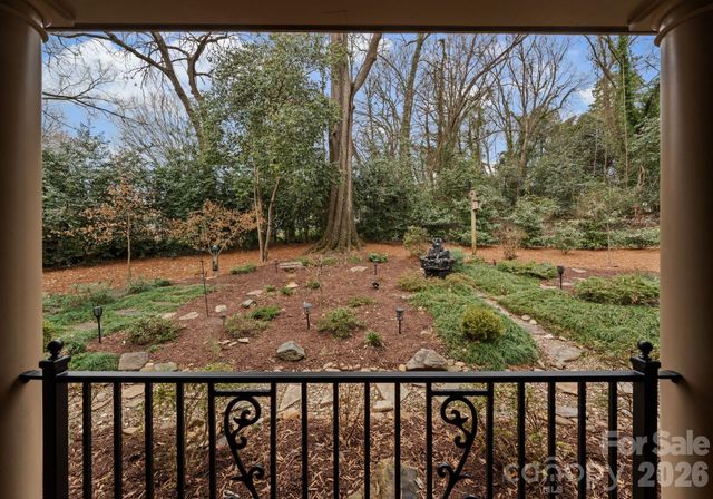 6708 Larrisa Court, Charlotte, NC 28226