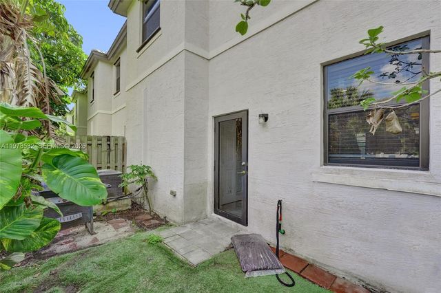 1609 SW 28th St, Fort Lauderdale, FL 33315