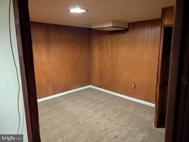 2311 KIRBY DR, Temple Hills, MD 20748