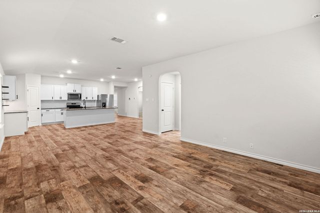 165 KAKAPO DR, San Antonio, TX 78253
