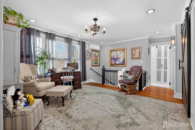 151 Beechwood Avenue, Middlesex, NJ 08846