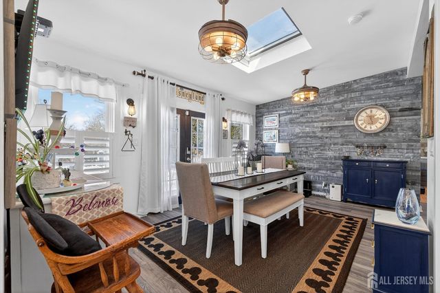 151 Beechwood Avenue, Middlesex, NJ 08846