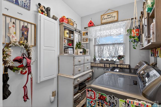 151 Beechwood Avenue, Middlesex, NJ 08846