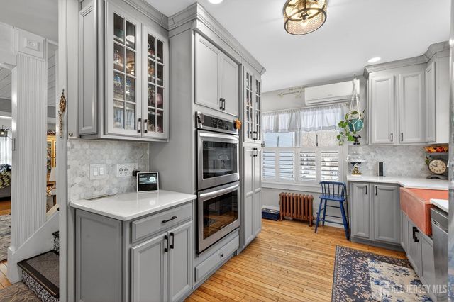 151 Beechwood Avenue, Middlesex, NJ 08846