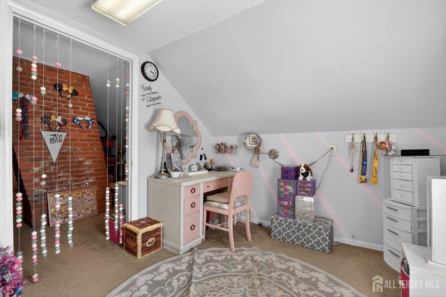 151 Beechwood Avenue, Middlesex, NJ 08846