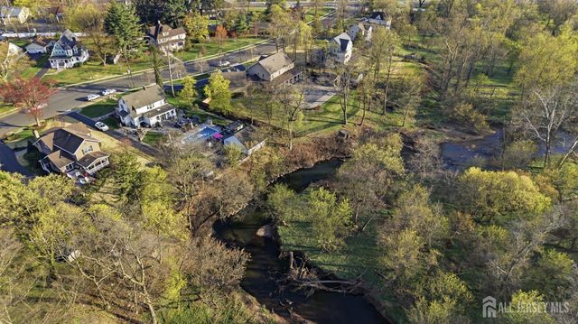 151 Beechwood Avenue, Middlesex, NJ 08846